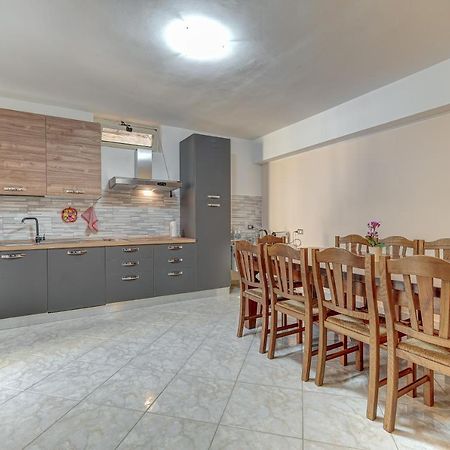 Appartamento Mileva House Чивитавекия Екстериор снимка